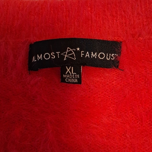 Almost Famous Vibrant Fuscia Fuzzy Knit - Picture 2 of 10